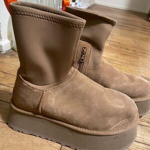 COPY - Ugg classic dipper boots chestnuts